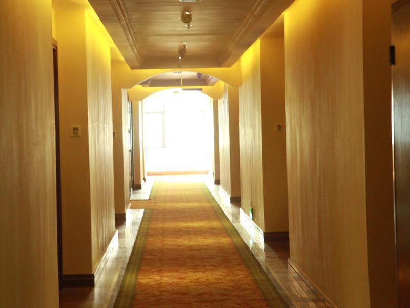 Greentree Inn Zhejiang Taizhou Linhai Passenger Transport Center Lamei Road Business Hotel Bagian luar foto